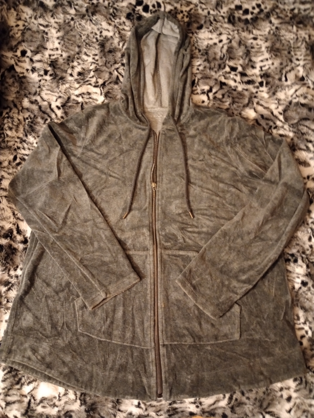 Classic Women's Gray Zip-Up Velour Hoodie